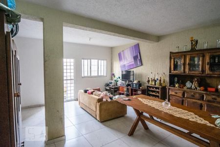 Casa à venda com 500m², 7 quartos e 8 vagas Casa à venda com 500m², 7 quartos e 8 vagasSala Casa Fundos