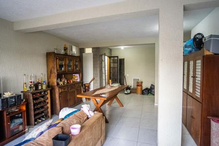 Casa à venda com 500m², 7 quartos e 8 vagas Casa à venda com 500m², 7 quartos e 8 vagasSala Casa Fundos