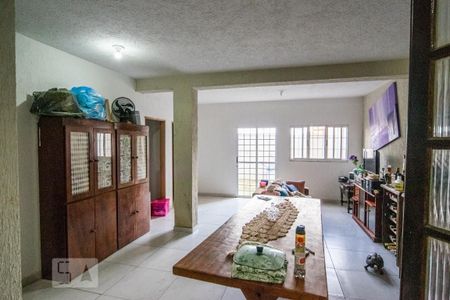 Casa à venda com 500m², 7 quartos e 8 vagas Casa à venda com 500m², 7 quartos e 8 vagasSala Casa Fundos