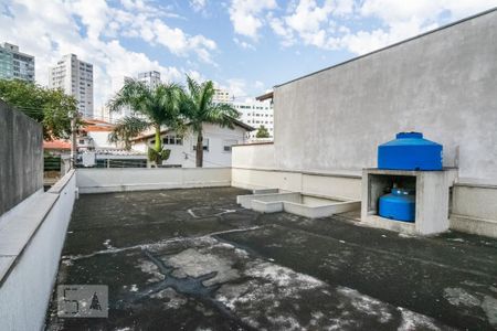 Casa à venda com 500m², 7 quartos e 8 vagas Casa à venda com 500m², 7 quartos e 8 vagasÁrea Externa