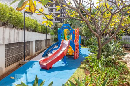 Apartamento para alugar com 70m², 1 quarto e 1 vaga Apartamento para alugar com 70m², 1 quarto e 1 vagaÁrea Comum - Playground