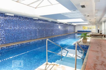 Apartamento para alugar com 70m², 1 quarto e 1 vaga Apartamento para alugar com 70m², 1 quarto e 1 vagaÁrea comum - Piscina Interna