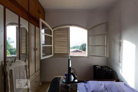 Casa à venda com 550m², 8 quartos e 3 vagas Casa à venda com 550m², 8 quartos e 3 vagasQuarto 3