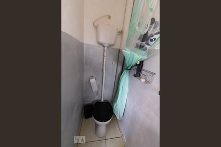 Casa à venda com 550m², 8 quartos e 3 vagas Casa à venda com 550m², 8 quartos e 3 vagasTerraço - Banheiro