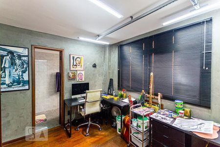 Apartamento à venda com 481m², 4 quartos e 3 vagas Apartamento à venda com 481m², 4 quartos e 3 vagasSuite 4