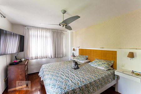 Apartamento à venda com 481m², 4 quartos e 3 vagas Apartamento à venda com 481m², 4 quartos e 3 vagasSuite 2