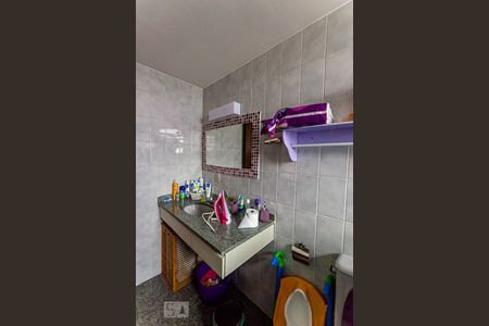 Apartamento à venda com 481m², 4 quartos e 3 vagas Apartamento à venda com 481m², 4 quartos e 3 vagasBanheiro da Suíte 1