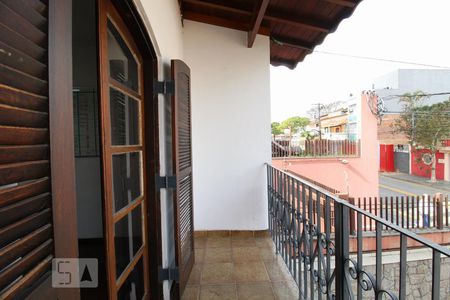 Casa à venda com 300m², 3 quartos e 4 vagasVaranda suíte 1