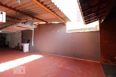 Casa à venda com 300m², 3 quartos e 4 vagasÁrea serviço
