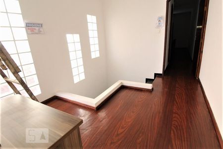 Casa à venda com 300m², 3 quartos e 4 vagasCorredor