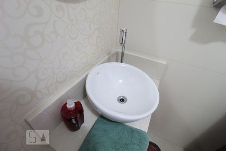 Casa à venda com 300m², 3 quartos e 4 vagasLavabo