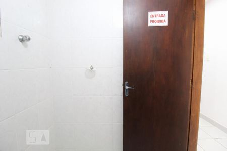 Casa à venda com 300m², 3 quartos e 4 vagasBanheiro serviço