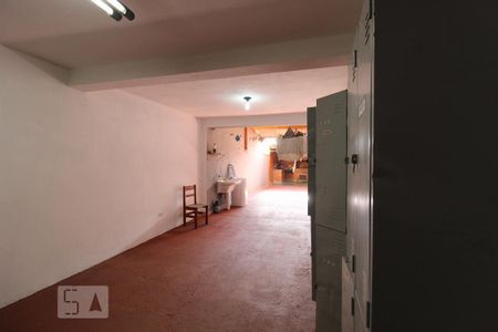Casa à venda com 300m², 3 quartos e 4 vagasDepósito