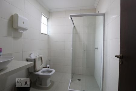 Casa à venda com 300m², 3 quartos e 4 vagasBanheiro suíte 1
