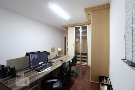 Casa à venda com 300m², 3 quartos e 4 vagasSuíte 1