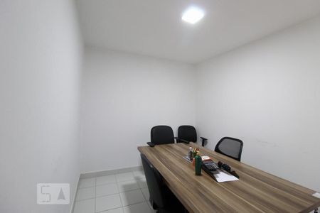 Casa à venda com 300m², 3 quartos e 4 vagasQuarto serviço