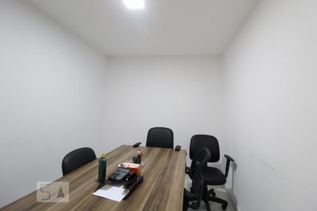 Casa à venda com 300m², 3 quartos e 4 vagasQuarto serviço