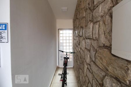 Casa à venda com 300m², 3 quartos e 4 vagasCorredor entrada