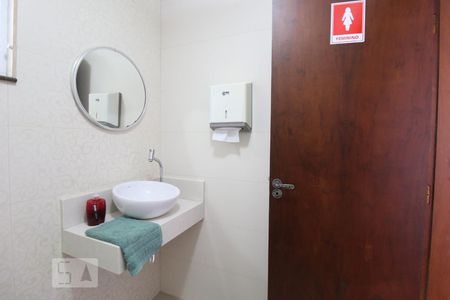 Casa à venda com 300m², 3 quartos e 4 vagasLavabo