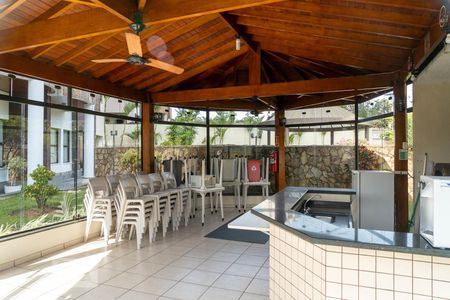 Apartamento à venda com 261m², 4 quartos e 3 vagasÁrea comum - Churrasqueira