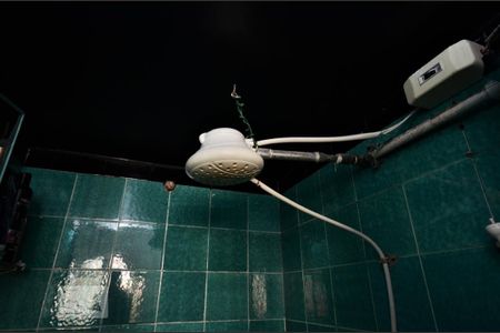 Casa à venda com 450m², 4 quartos e 1 vagaChuveiro