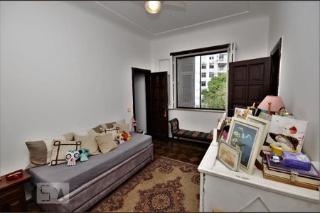 Casa à venda com 450m², 4 quartos e 1 vagaQuarto 2