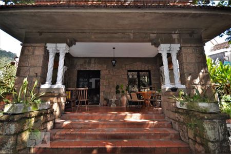 Casa à venda com 450m², 4 quartos e 1 vagaVaranda 