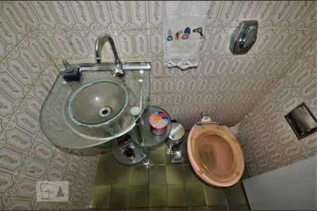 Casa à venda com 450m², 4 quartos e 1 vagaLavabo