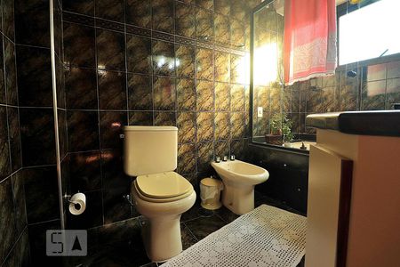 Apartamento à venda com 137m², 3 quartos e 2 vagasBanheiro da Suíte