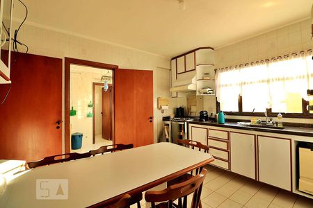 Apartamento à venda com 137m², 3 quartos e 2 vagasCozinha