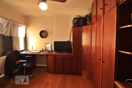 Apartamento à venda com 137m², 3 quartos e 2 vagasQuarto 3