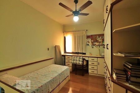 Apartamento à venda com 137m², 3 quartos e 2 vagasQuarto 2