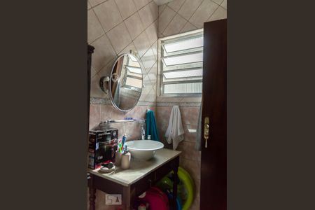 Casa à venda com 250m², 3 quartos e 2 vagas Casa à venda com 250m², 3 quartos e 2 vagasBanheiro da Suíte