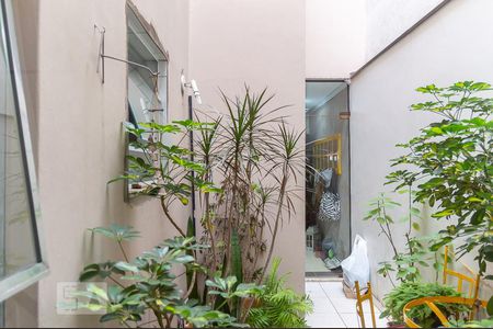 Casa à venda com 250m², 3 quartos e 2 vagas Casa à venda com 250m², 3 quartos e 2 vagasVista da Sala de TV