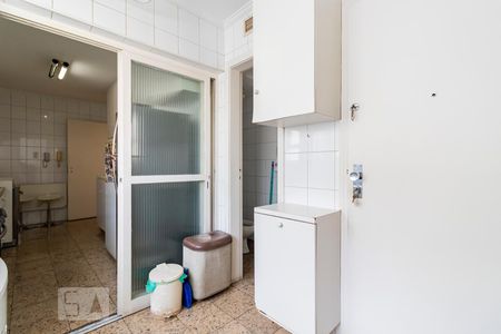 Apartamento à venda com 200m², 3 quartos e 2 vagasÁrea de serviço