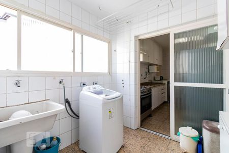 Apartamento à venda com 200m², 3 quartos e 2 vagasÁrea de serviço