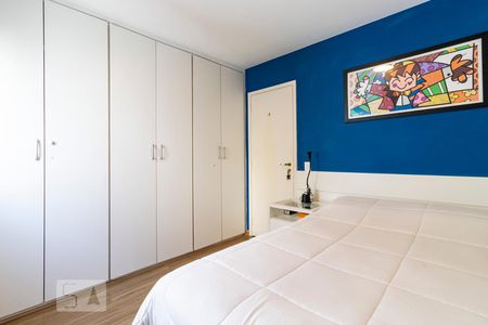 Apartamento à venda com 200m², 3 quartos e 2 vagasQuarto 2