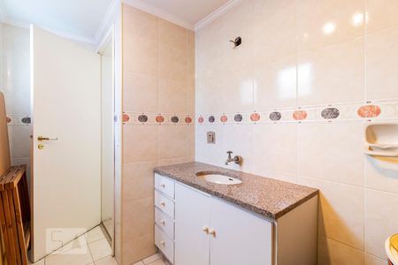 Apartamento à venda com 200m², 3 quartos e 2 vagasCobertura - Banheiro social 2