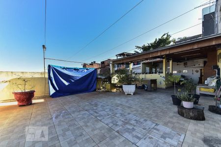 Casa à venda com 223m², 3 quartos e 3 vagas Casa à venda com 223m², 3 quartos e 3 vagasÁrea de Lazer