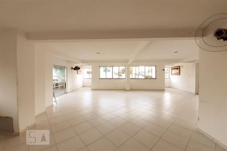 Apartamento à venda com 58m², 2 quartos e 1 vaga Apartamento à venda com 58m², 2 quartos e 1 vagaÁrea comum - Salão de festas