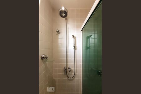 Apartamento à venda com 58m², 2 quartos e 1 vaga Apartamento à venda com 58m², 2 quartos e 1 vagaBanheiro Social