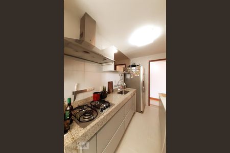 Apartamento à venda com 58m², 2 quartos e 1 vaga Apartamento à venda com 58m², 2 quartos e 1 vagaCozinha