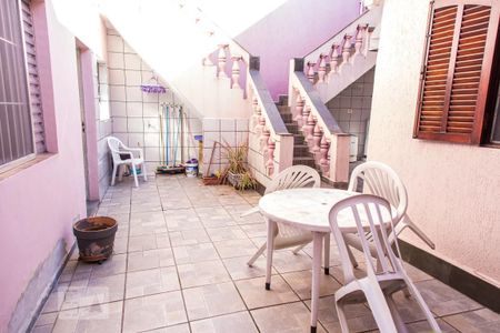 Casa à venda com 160m², 5 quartos e 3 vagasQuintal