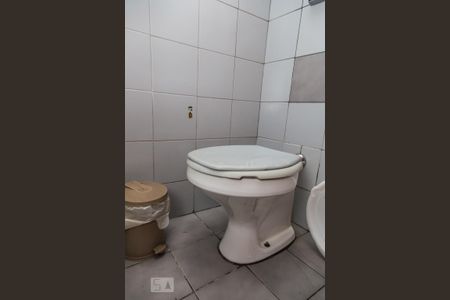 Casa à venda com 160m², 5 quartos e 3 vagasBanheiro 2