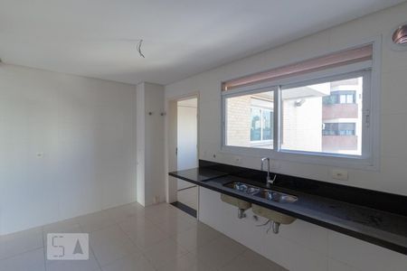 Apartamento à venda com 190m², 4 quartos e 4 vagas Apartamento à venda com 190m², 4 quartos e 4 vagasCozinha