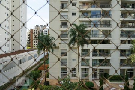 Apartamento à venda com 175m², 3 quartos e 2 vagas Apartamento à venda com 175m², 3 quartos e 2 vagasVista