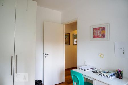 Apartamento à venda com 175m², 3 quartos e 2 vagas Apartamento à venda com 175m², 3 quartos e 2 vagasQuarto 3