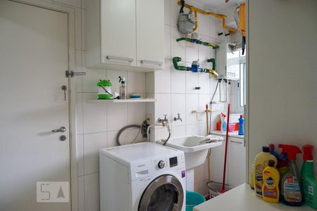 Apartamento à venda com 175m², 3 quartos e 2 vagas Apartamento à venda com 175m², 3 quartos e 2 vagasÁrea de Serviço