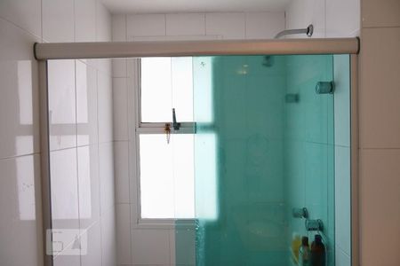 Apartamento à venda com 175m², 3 quartos e 2 vagas Apartamento à venda com 175m², 3 quartos e 2 vagasBanheiro da Suíte 2