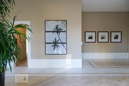 Apartamento à venda com 175m², 3 quartos e 2 vagas Apartamento à venda com 175m², 3 quartos e 2 vagasHall